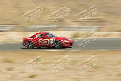 media/Jun-01-2025-CalClub SCCA (Sun) [[eae223c5dd]]/Group 6/Qualifying/